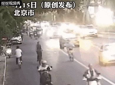 配资知识网配资 14岁女孩被男子疯狂别车，狂追一公里！北京警方：李某某（男，42岁）行拘